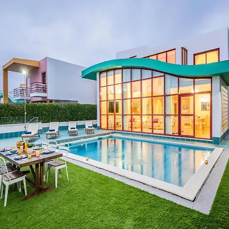 Villa In Albufeira With Pool Near Marina ヴィラ