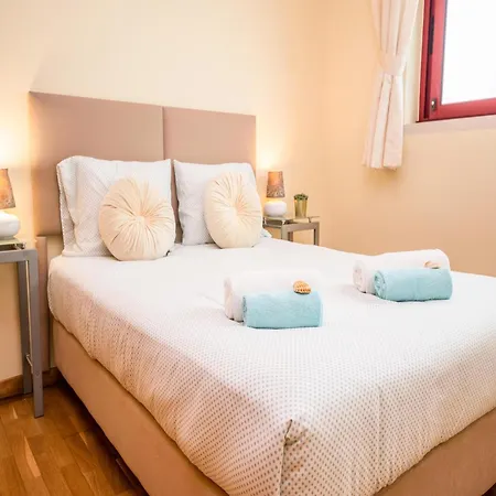 ヴィラ Villa In Albufeira With Pool Near Marina